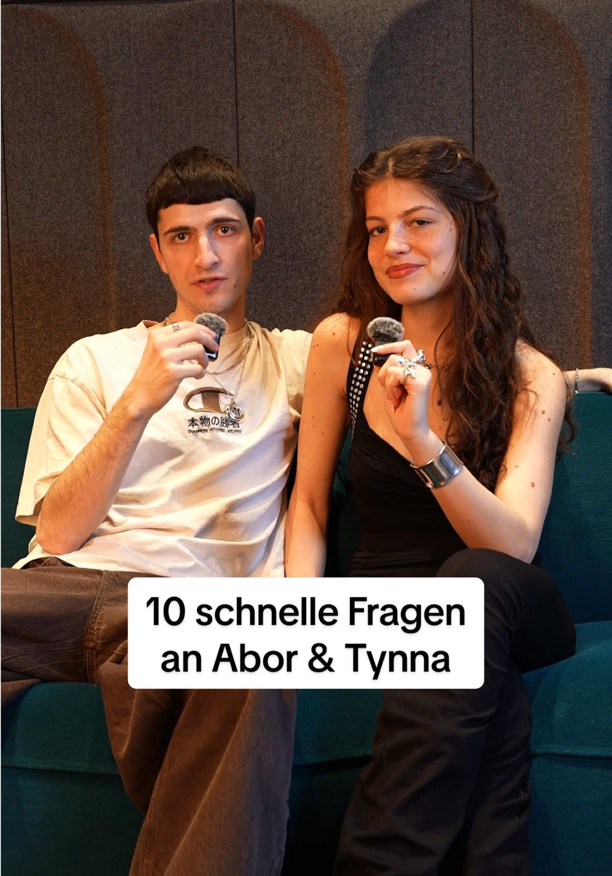 Wer macht überhaupt zuerst die Milch und dann das Müsli? 🥣 @aborundtynna #spotifyde #eurovisionsongcontest #esc 