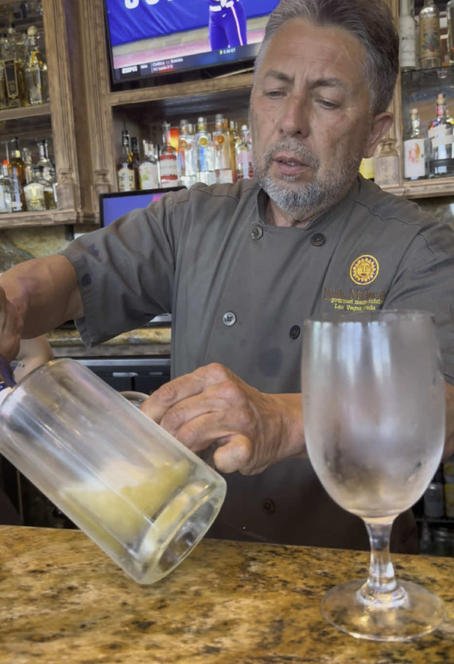 #cerveza #fria #beer #goodbeer #coldbeer #goodrestaurant #goodfood #restaurantlife #goodday @IL Toro E La Capra #viralvideo #viraltiktok #virall 