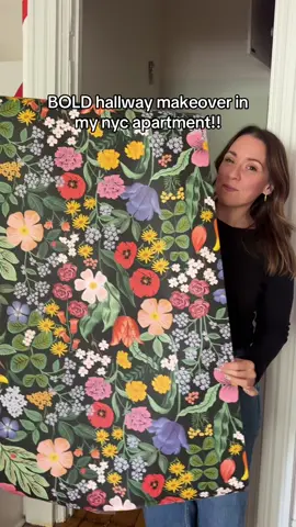 what do you guys think!!! wallpaper is @Rifle Paper Co. x @york_wallcoverings  and paint is @Benjamin Moore #dopaminedecor  #colorfullife  #homedecor  #maximalism 