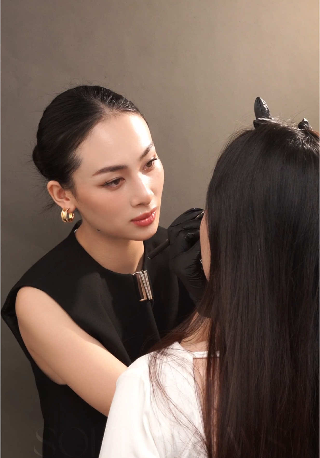 Kiến tạo lông mày cho e gái!#kieumybrows #longmaytunhien #longmayphongthuy #nguyenkieumy #hairstroke #hairstroke #softbrows #phunxawmthammy #xuhuong #kieumynguyen #phuũnamtunhien 