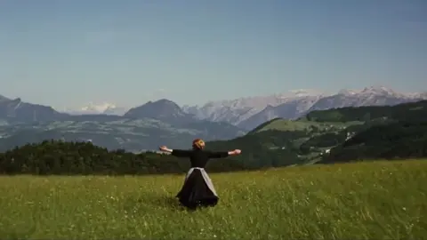 first edit… kinda nervous #thesoundofmusic #soundofmusic #julieandrews #fanedit #edit #musicals #moviemusical #movieedit @Rodgers & Hammerstein 