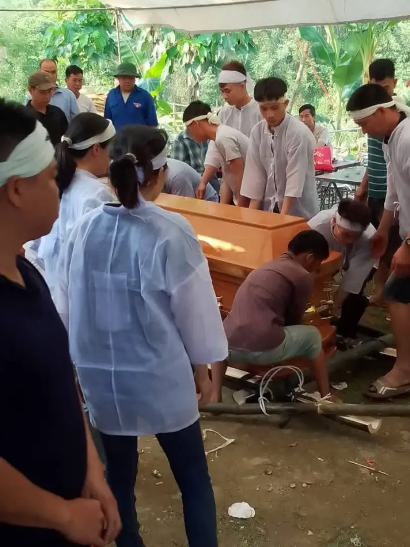 Anh ơi anh yên nghỉ nhé😭😭😭😭