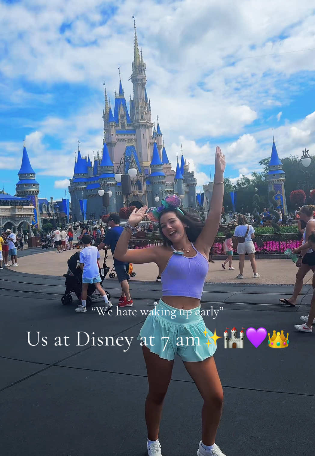 We love @Disney so much💗💝💘💞 @stephanie.saracione @arianna @aubrey @11forfelicity 