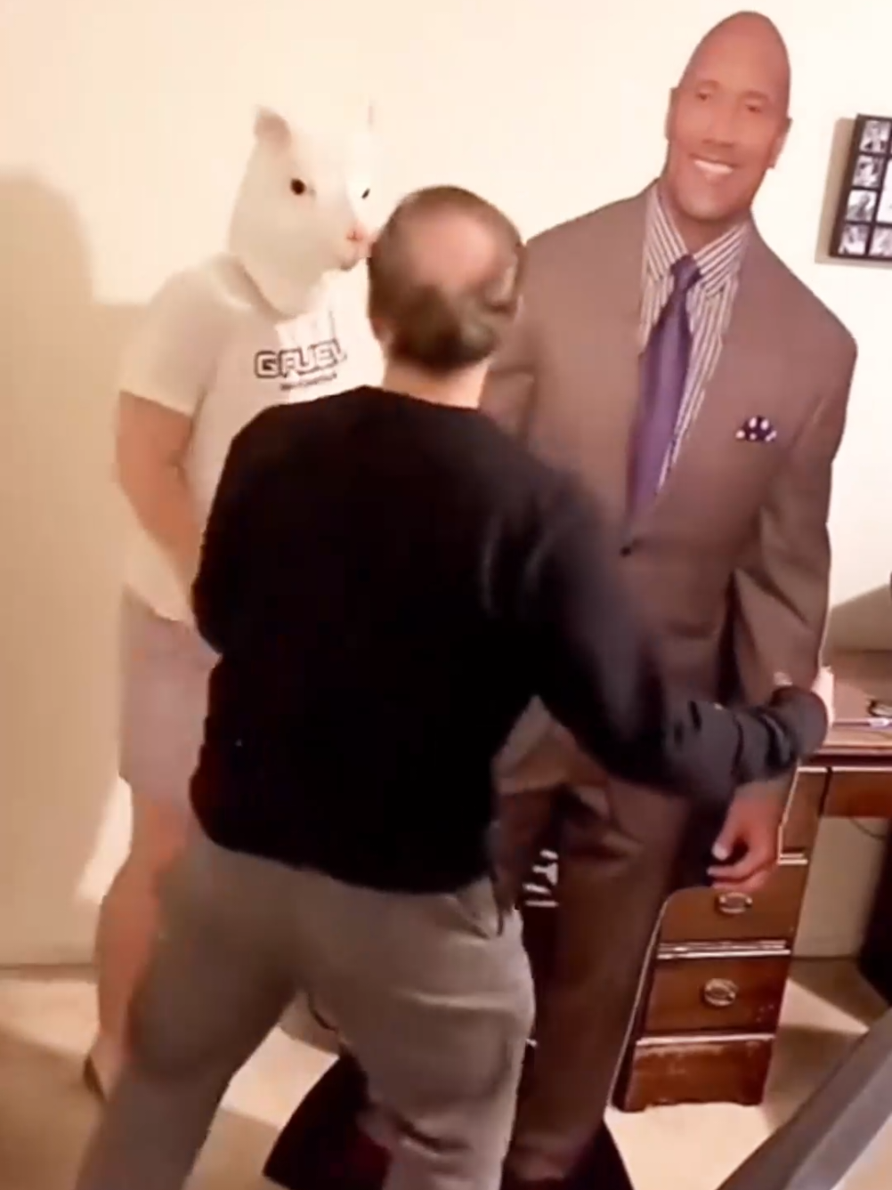 #scareprank #scarecam #fun #sofunny #jumpscare #relax #entertainment #sofunny #funnymoments #trending #viralvideo #fyp 