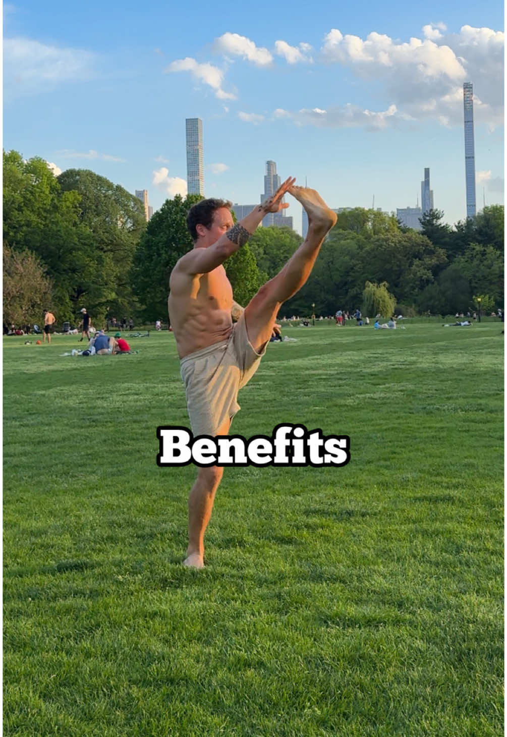 Try it. Feel it! ✅ Download the LeoMoves app in the Google Play or Apple store and unlock 1000+ exercises packed into full workouts and programs 🔥 Made for every level 💪🏼 #bodyweightworkout #bodyweighttraining #fitnessmotivation #movement #mobility #noequipmentworkout 