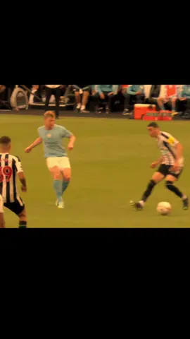 The best assist - Kevin De Bruyne #kevindebruyne #assist #assistman #manchestercity #footboolledit #thebeastoffootball 