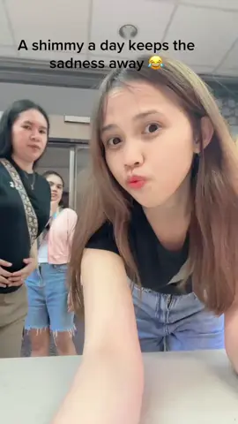 daming energy ng isa dyan kahit ta*ng ta* na HAHAHAHAHAHA