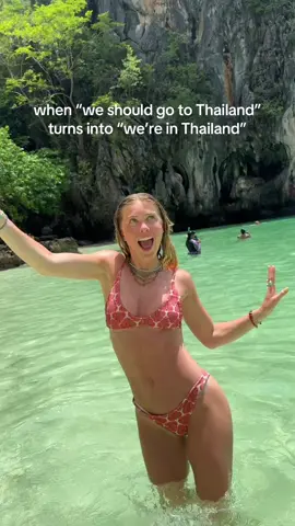 a dream trip come true!!! 🌊🌴Except the longer we stay the more places we find that we wanna go sooo we might need to come back haha #thailand #traveltiktok #hongislandkrabi #krabithailand #hongisland #backpacking #traveltok 