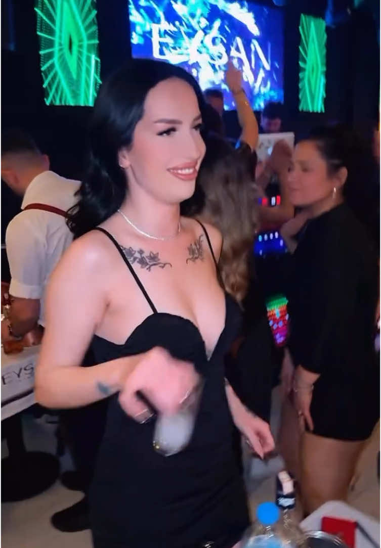 Eyşan Yeni Nesil Meyhane  Bilgi ve Rezervasyon: 0 (531)-930-86-81  Haftanın 7 Günü  19:00-02:00 saatleri arası eğlence  Fulya / Beşiktaş / İstanbul 📍 