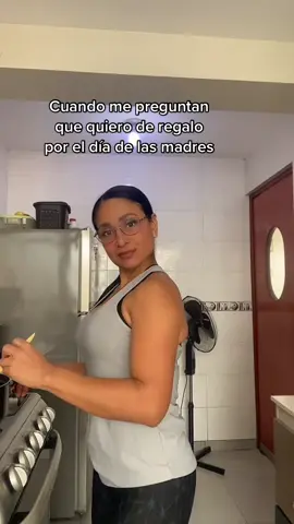 #Recuerdos ESTE AÑO MI MEJOR REGALO ES QUE SERÉ ABUELITA !!#mamaehija #abuela #familia #feliz #viral 