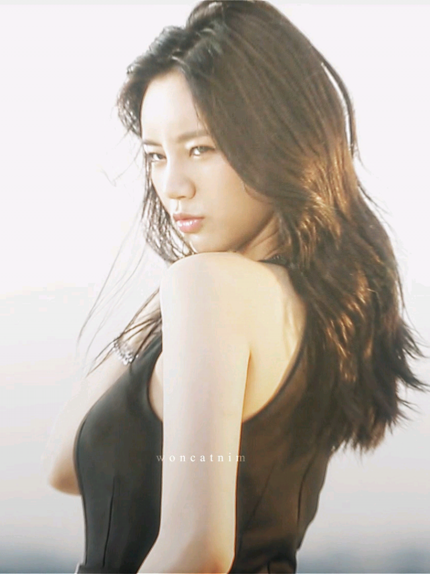 the fact that it's their first time meeting tells me she's so funny and comfortable to be with 😌 || #hyeri #leehyeri #girlsday #edit #fyp 