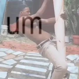 passei longos minutos rindo do molejo desse cara/ PQ Q O AUDIO TÁ ESTOURADO DESGRAÇA #kommiys_ #heyymoemoe #mootsdakommiys #bts #houseofcards #eu #literalmenteeu #fyyyyyyyyyyyyyyyy #real #tiktok #fypシ #foryou #vaiprofycaramba #foryoupage #fyy #moots #mutuals #mootsmeusprotegidos #mootsmeusgatinhos #mootsmeusamores 