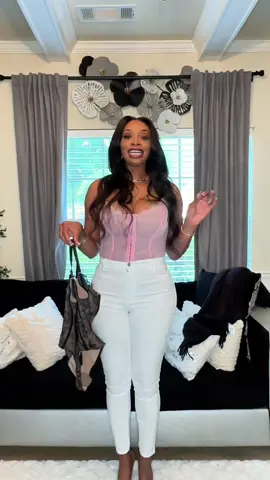 Super cute pink bodysuit 💕@shopshapellx  #shapewear #shapellx #bodysuit #brandambassador #tiktokshopmemorialday #contentcreator #foryou #foryoupage #tiktokpartner #tiktokshopfinds 