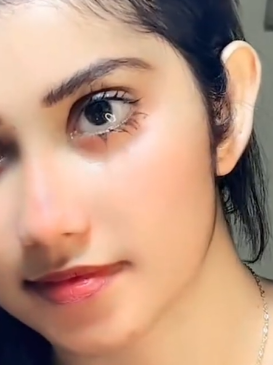 #tamilsongs #foryou #treanding #tiktokskills #foryoupage #fyp 