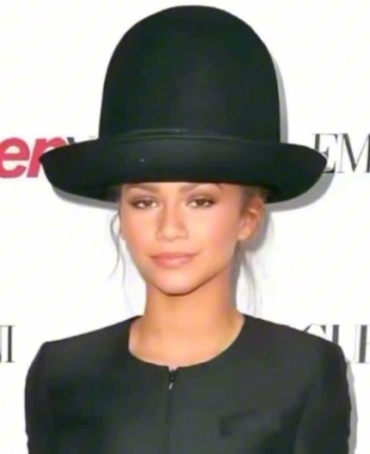 4 words. dont…forget…to…SMILE #zendaya #zendayahattheory #smile #fypシ  