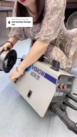 Membalas @Uwo Alby mesin las ini lagi promo bos silahkan di cek out keranjang kuning nya sekarang juga#mesinlaslistrik #mesinlaszx#reaim #fyppp 