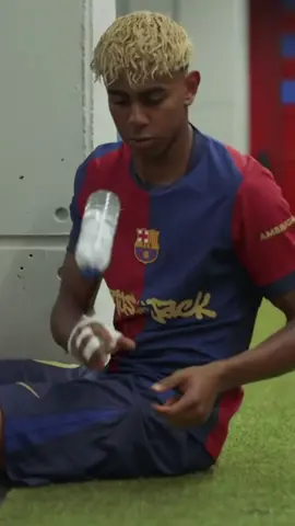 😂 ¡Grande, Lamine Yamal!  Previo a #ElClásico, así se divertía el crack español 👀🔴🔵 🎥: X/fcbarcelona #lamineyamal #yamal #barcelona #fcbarcelona #españa #futbol #Soccer 