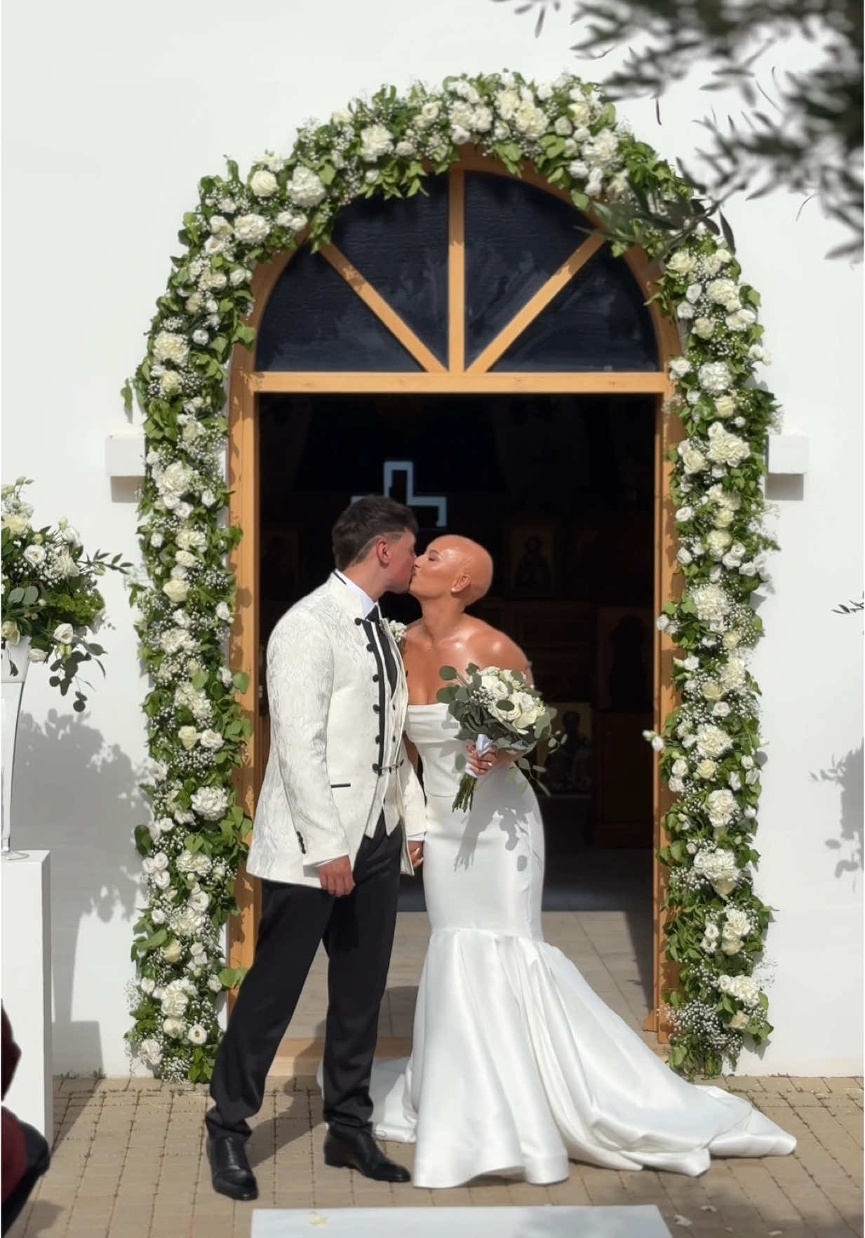10.05.25🤍 Mr & Mrs Willis. In every lifetime, it’s you. 