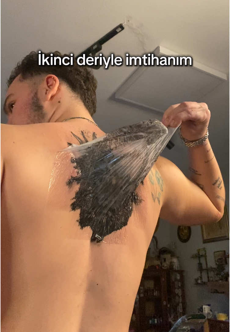 Yaşlandım.. #tatt #tattoo #fyp #izmir #dövme #tattooartist #keşfet 