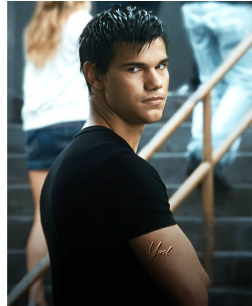 Bella was blind, but not me 😉 #foryoupagе #twilight #twilightsaga #twilightedit #jacobblack #jacobblackedit #taylorlautner 