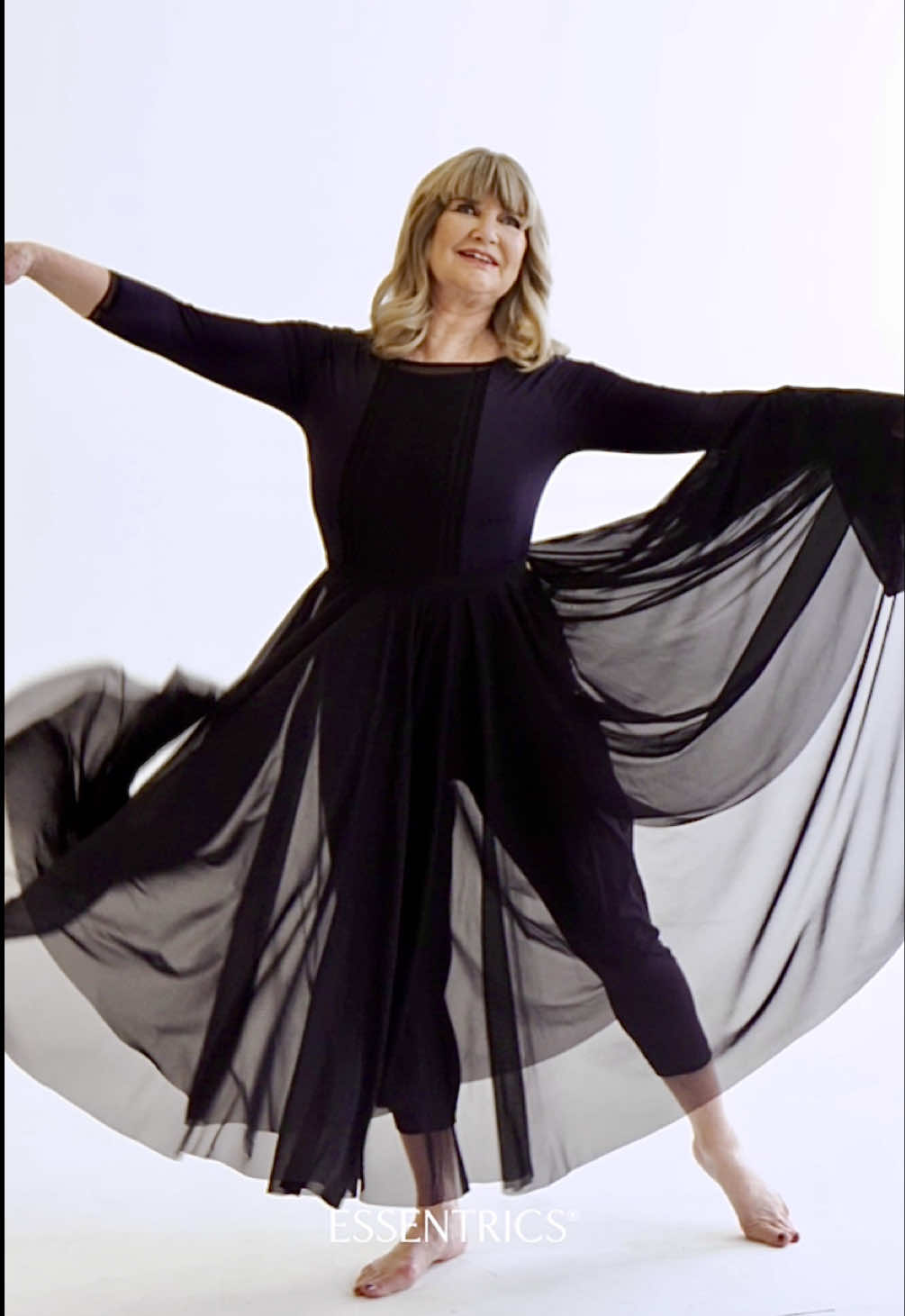 Ever wondered what Miranda is like behind the scenes? 🎥✨   Get to know the woman behind the workout in this playful montage, filled with warmth, wit, and personality.   🎉🎉 Drop two party poppers in the comments to celebrate Miranda’s birthday & 25 years of Classical Stretch! #essentrics #essentricsinstructor #dynamicstretching #healingmovement #onlineworkout #etv #essentricstv #mirandaesmondewhite