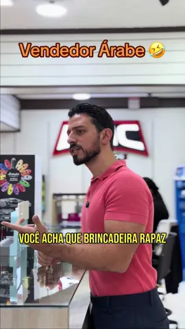 Só esqueci do: “Jura bra você, ese melhor que original” 😂 E aí, já teve a façanha de negociar com um Árabe? 😂 #vendas #humor #arabe #perfumes 