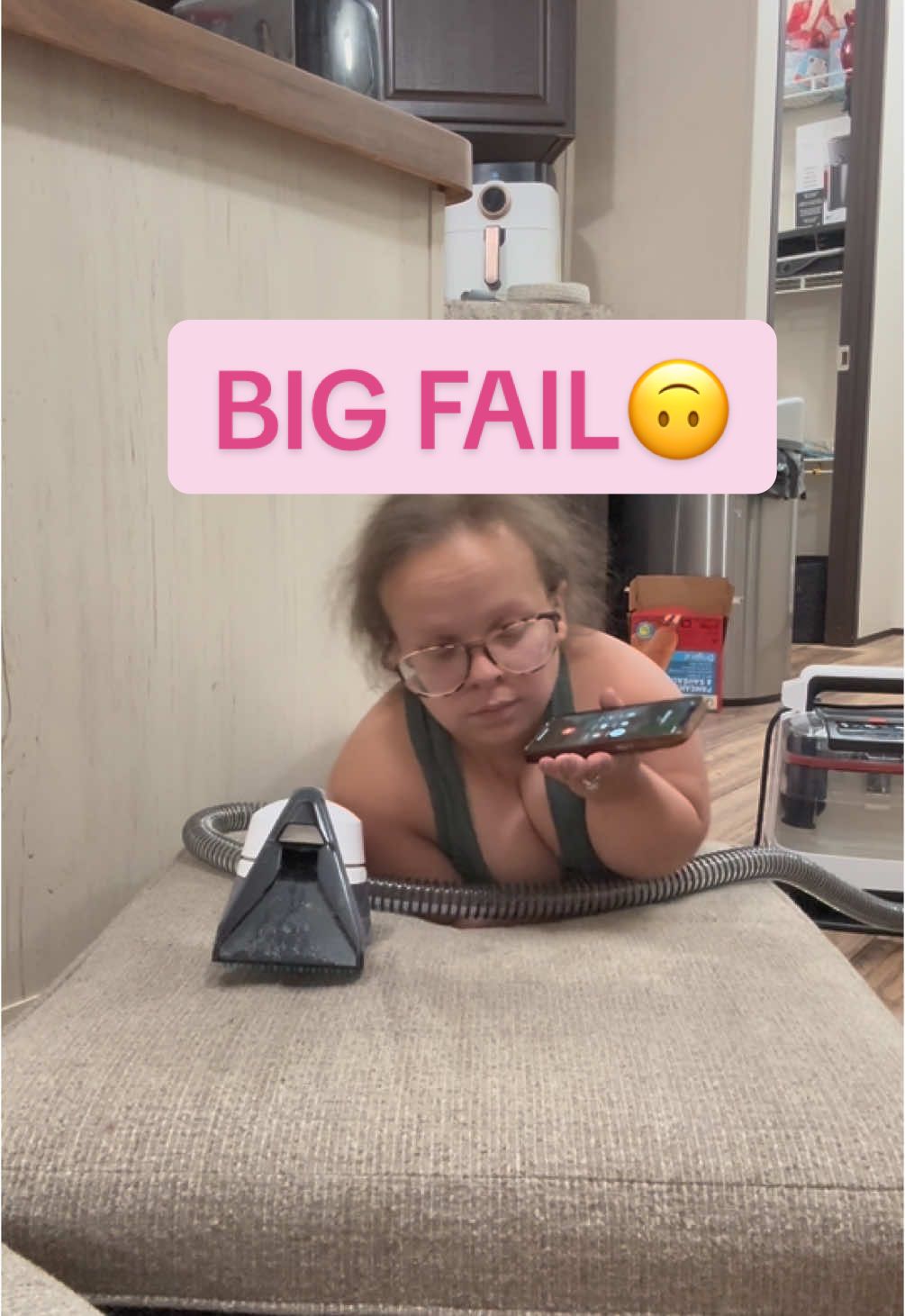 Failed #failvideo #well #cleaninghacks #cleaning #sharkvacuums #turkey #iloveyoubye @Deanie David 