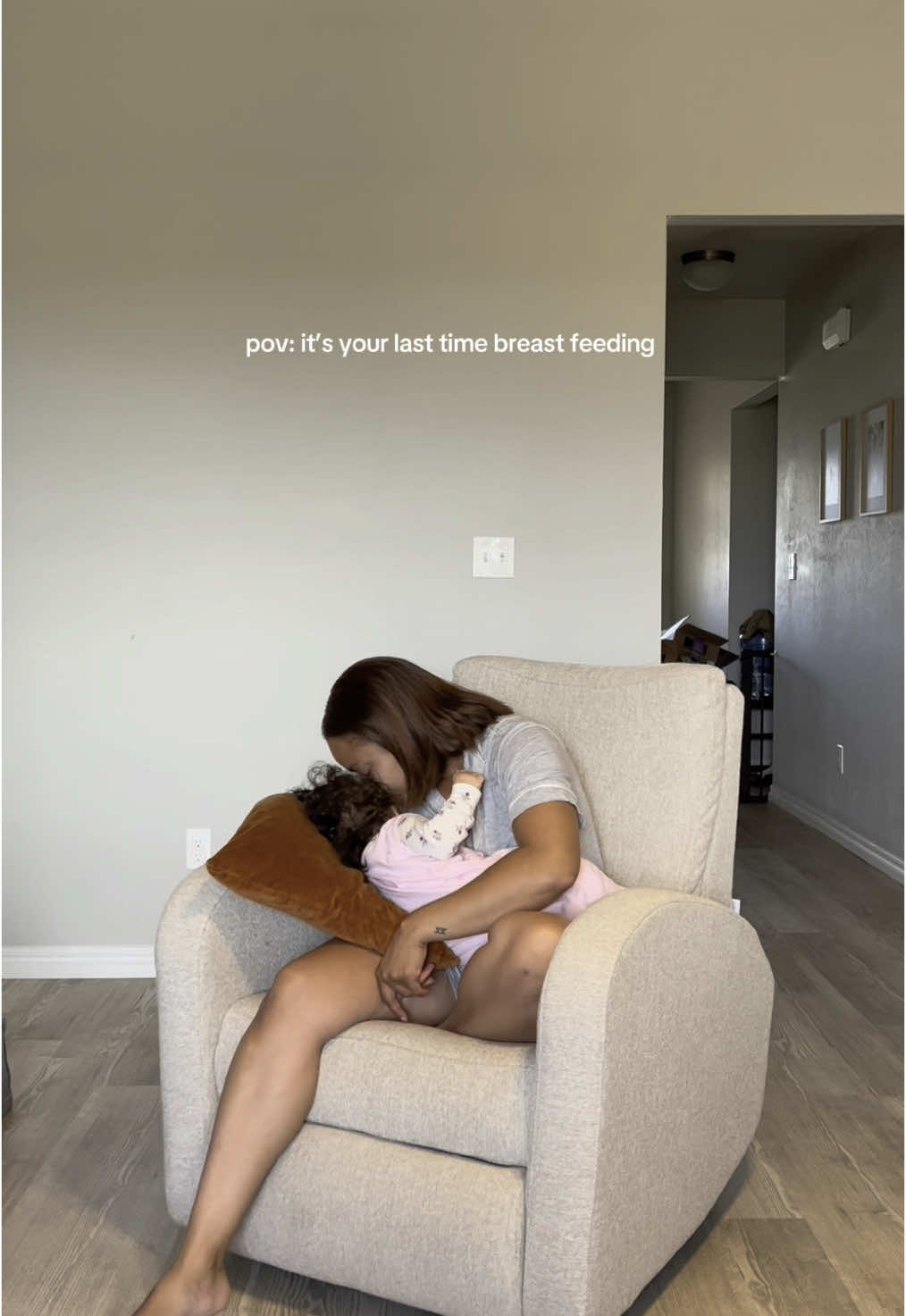 Considering this may be my last baby, I wanted to KNOW when my last time was my last time. I didn’t want to skip a day or two while weaning and realize that was it and there’s no going back. I was way more emotional than I expected to be (literally cannot stop the tears from flowing as I type this) but I’m so proud of both of us. Growing my little baby, nourishing her from within. Women truly are amazing.  If you’re currently breast feeding, be intentional & present with your last feeding.  And if you just recently weaned… did you know your last time was your last time?  #motherhood #momlife #mom #relatable #baby #breastfeeding #breastfedbaby #breastfeed #babygirl #secondtimemom #firsttimemom 