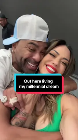 Got to meet the one and only Ginuwine over the weekend and I think I almost fainted😂 Follow me on TikTok: @ ImACoolMomDuh  Follow me on IG: @followherfitness  #80s #80skids #80sbaby #80sbabies #80sthrowback #80snostalgia #80smemories #80smusic #90s #90smusic #90ssongs #90srnb #90skids #90sthrowback #90saesthetic #90smemories #90snostalgia #90shits #80sbabies #throwback #throwbackthursday #throwbacks #throwbackmusic #throwbacksongs #Flashback #backintheday #viral #flashbackfriday #Flashback #genx #millenials 