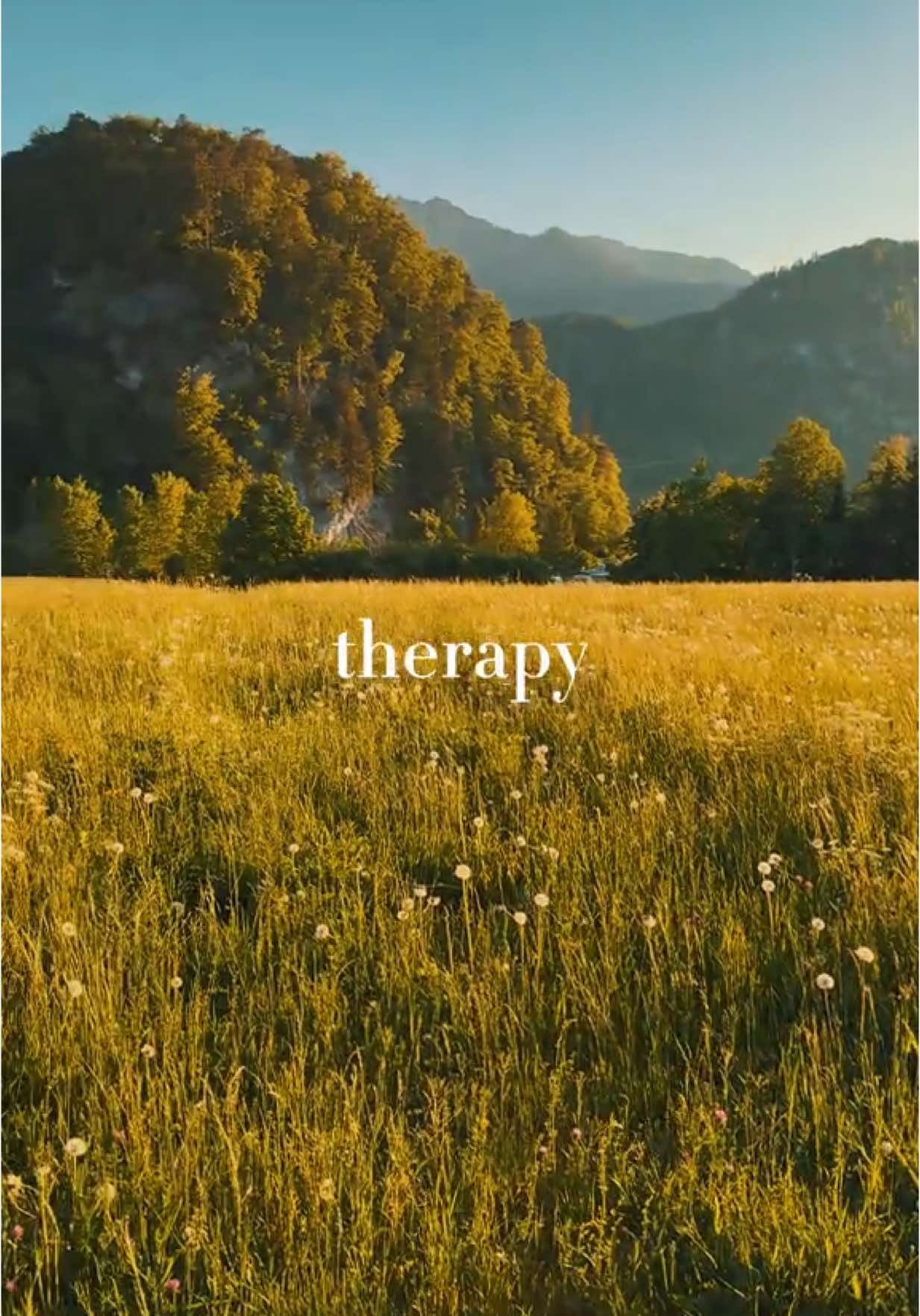 another day another view 🦵🏼😌 #CapCut #fy #funny #nature #outdoor #girlfriend #foryou #hurt #viral #Summer #summervibes☀️ #therapy #vibe #naturevibe #life #walk #funnytiktok #mountain #lake 