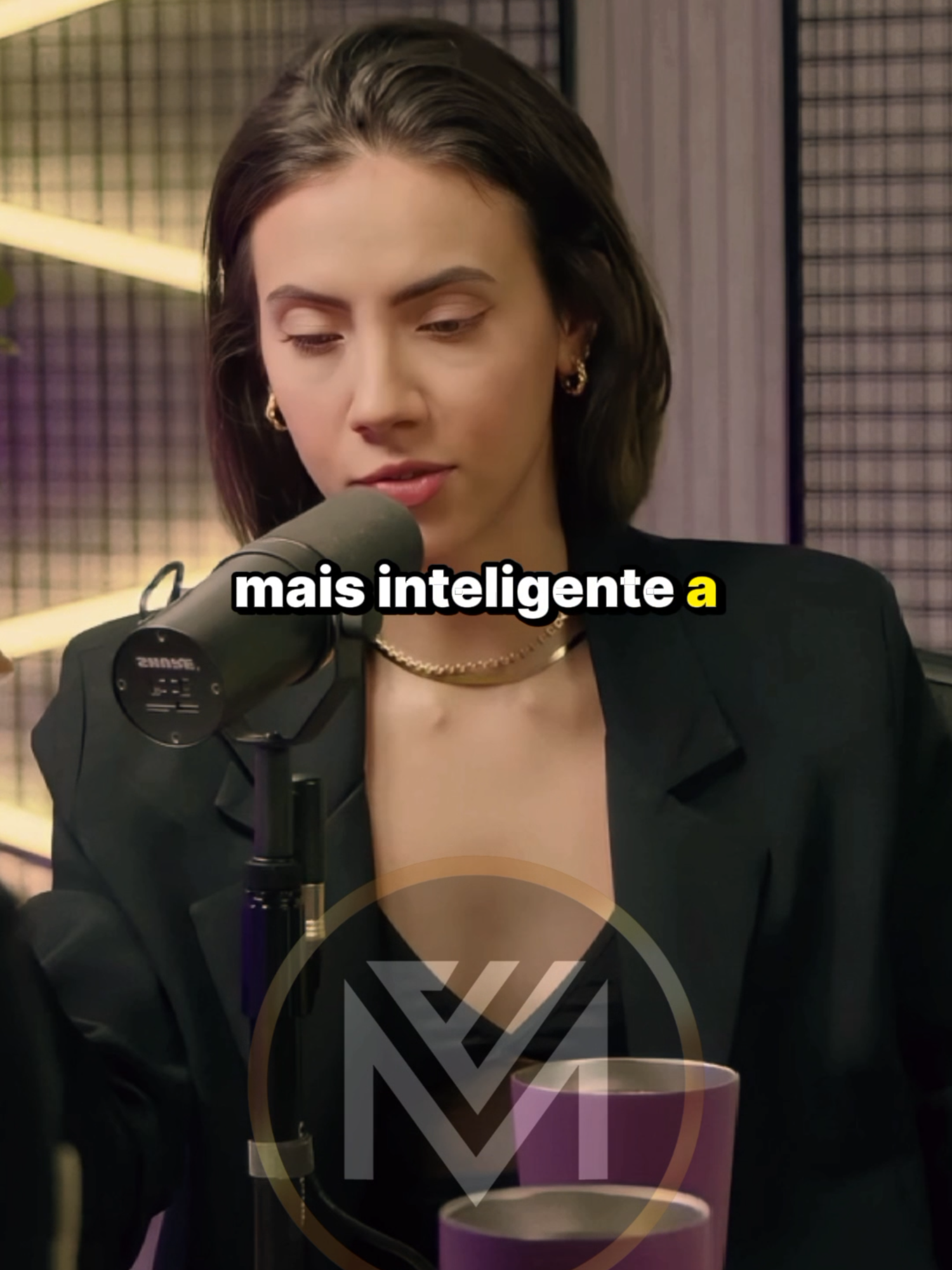 Uma das coisas mas inteligentes a ser fazer é... | Luana Carolina . . . Siga @mentorestoicista . . . 🎙️@luanacarolina.s 🎬@caiocarneiro . . . #motivacao #mentalidade #desenvolvimentopessoal #podcasts #luanacarolina #reflexao #inteligencia #sabedoria #charliemunger