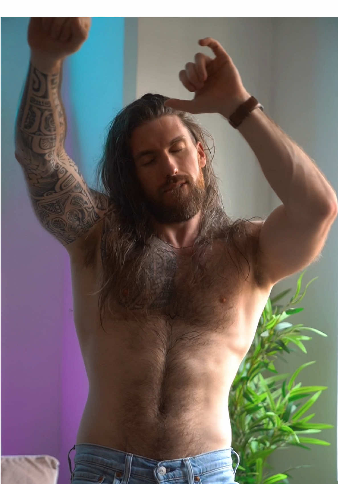 Just Vibing 😇 #cavagno #french #longhairmen 