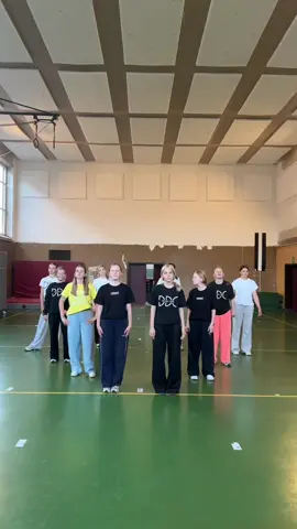 I just need somebody to love ❤️#justinbieber #ijustneedsomebodytolove #dance #crew DC @Edijocson & @yiel 