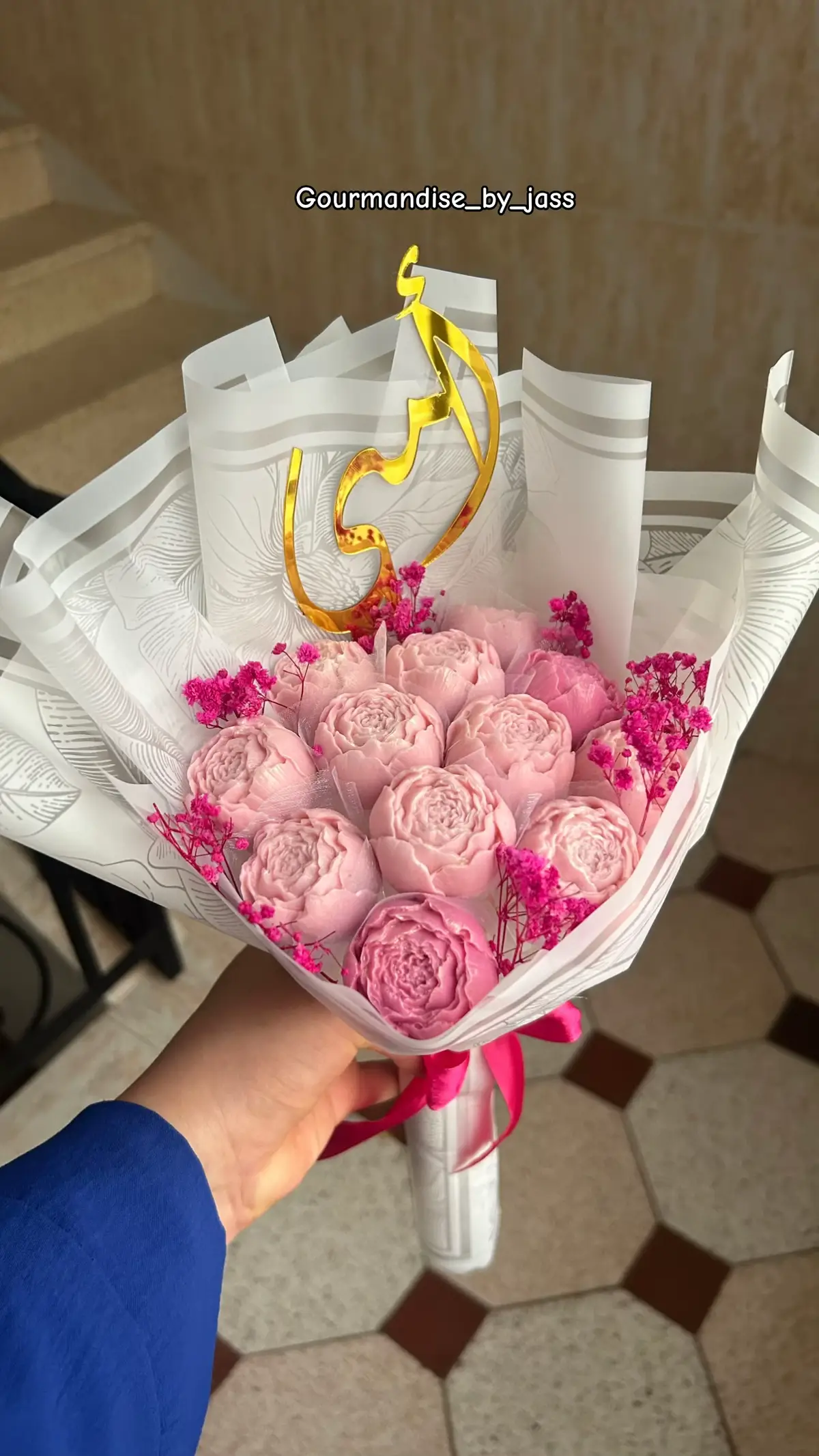 #عيد_الام #عيد_الام_الله_يحفظ_امهاتكم_جميعا #امي #ورد_الشكولا🍫🌷 #fleurs_aux_chocolat💐 #explore #gateauxalgeriens #trendingvideos #explorer 
