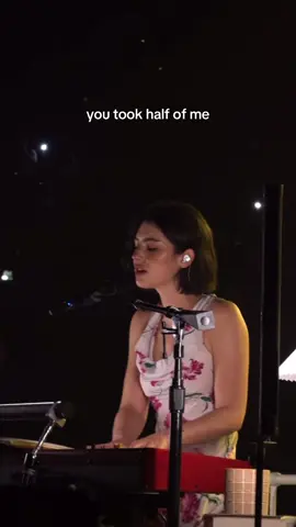 “I HATE THE FACY THAT I MISS YOU AROUND- I THINK IM BURNING ALIVE BUT NOBODY SEES A FIRE” i hate her. i hate her i hate her im never getting over this #blockmeout #willyoucry #405 #thesecretofus #surprisesongs #tsoutour #thesecretofustour #viral #foryou #mashups #gracietok #blockmeoutlive videocreds to hayden.faulkner.photography 