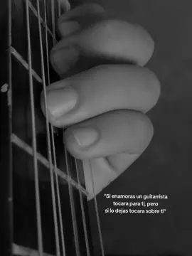 .......  #guiatarra #VoiceEffects #ropadebazar #kevinkaarl 