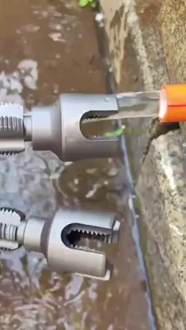 Rosqueie Tubos com Precisão e Segurança 👷 💛  #ferramentas 