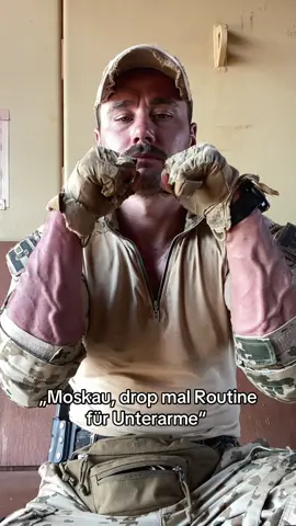 Nur für euch 🫶🏼 #moskau #fyp #fürdich #militarylife #militarytiktok #Fitness #motivation #soldaten #viralditiktok #viralvideos #soldat #routine #veins 
