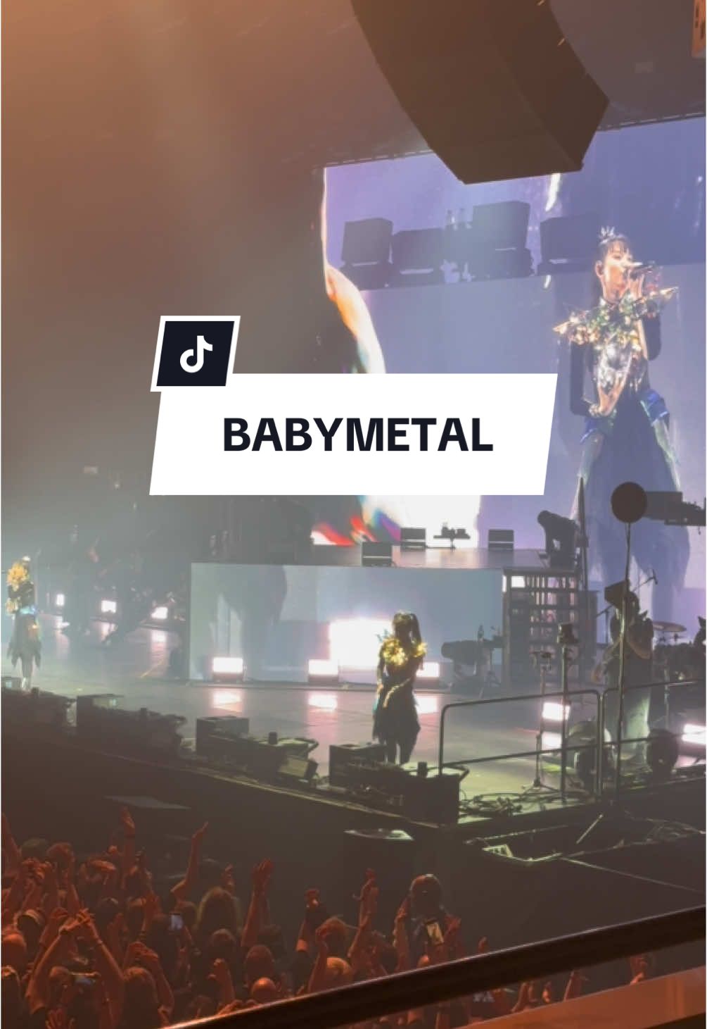The One on 🔥🔥🔥#babymetal #babymetaltour #foxgod #BabyMetalArmy #SuMetal #FYP #MoaMetal #MomoMetal #BabyMetalLive @BABYMETAL_JAPAN 