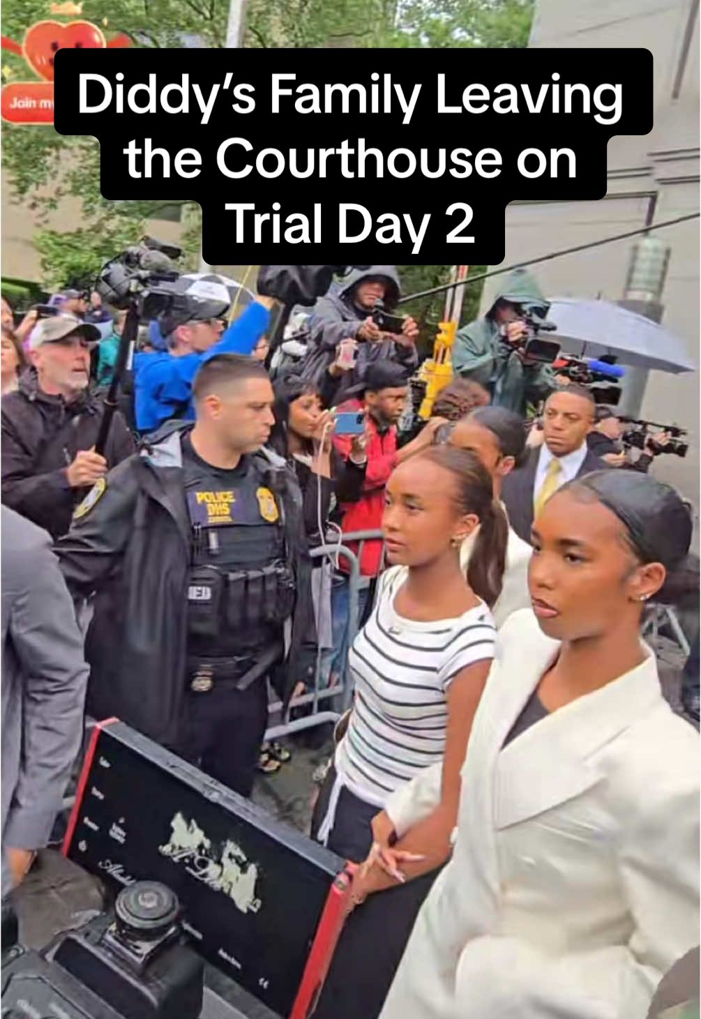 #diddylawsuit #seancombs #kingcombs #justincombs #jessiecombs #chancecombs #dlilacombs #diddyskids #family #diddydoit #cassieventura #diddy #puffdaddy #court #courtcase #abuseawareness #racketeering #lawsuit #fyp #foryoupage #diddytrial #trial #news #live #viral #viralvideo #newstiktok #tiktoklive 