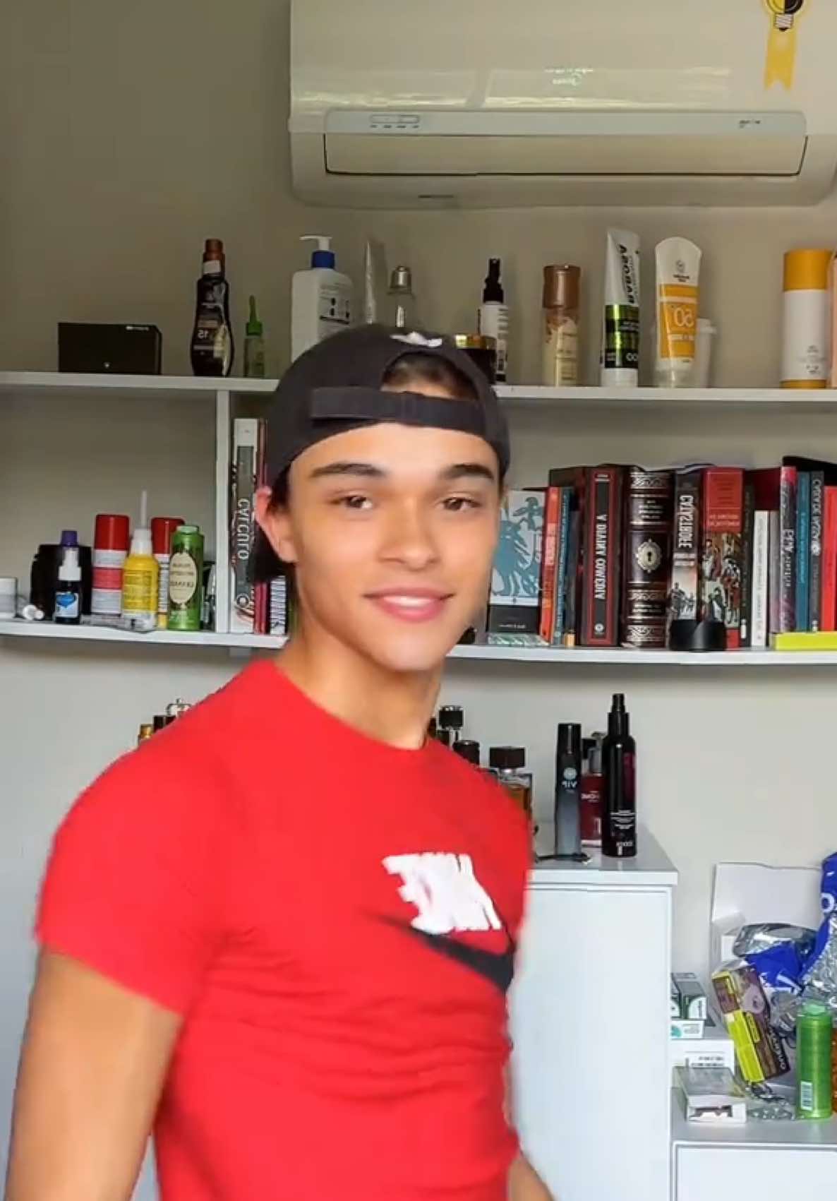 percebi que vcs gostam de dancinha nesse perfil  #minabandida 