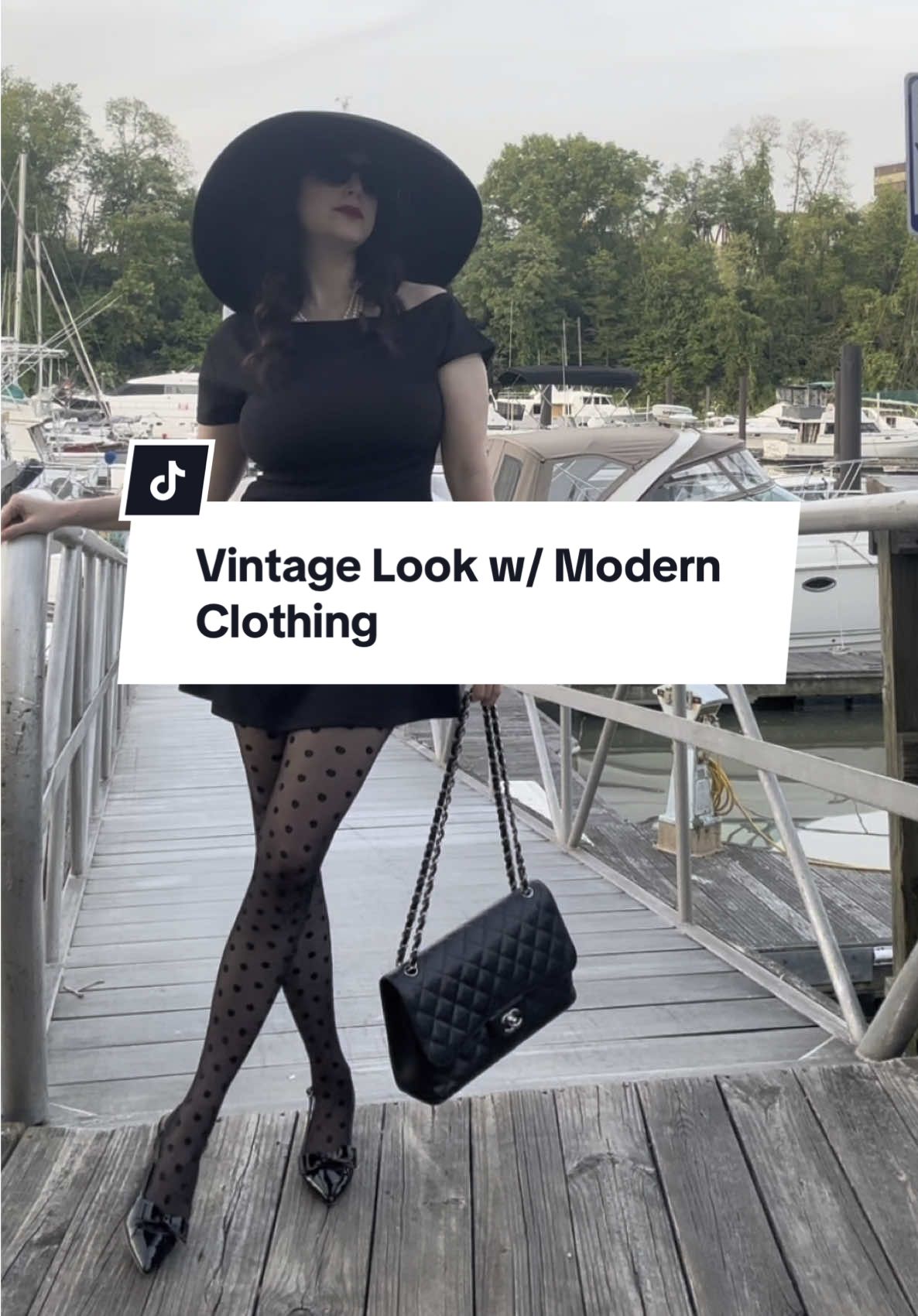 A vintage look with modern pieces  #creatorsearchinsights #fyp #femalecontentcreator #chicwomenoutfit #vintagestyle #audreyhepburnstyle #classyandelegant #altfashion #cutedresses #retro 