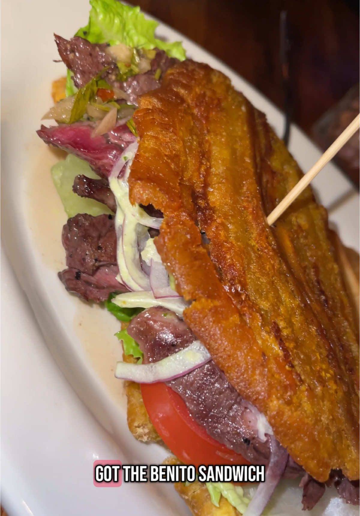 We love finding restaurants with a unique blend of flavors and a fun night vibe! @barrelandbrewcraftbar has a new menu that features Latin dishes like churrasco, pernil and quesadillas.  Their unique drink menu was also fun. We went on a Friday night and by the time we were leaving, they were setting up a DJ.  #latinfood #njfood #barfood 