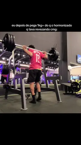 Treino é aq musculação é la fora #gym #GymTok #fyp #vaiprofycaramba 