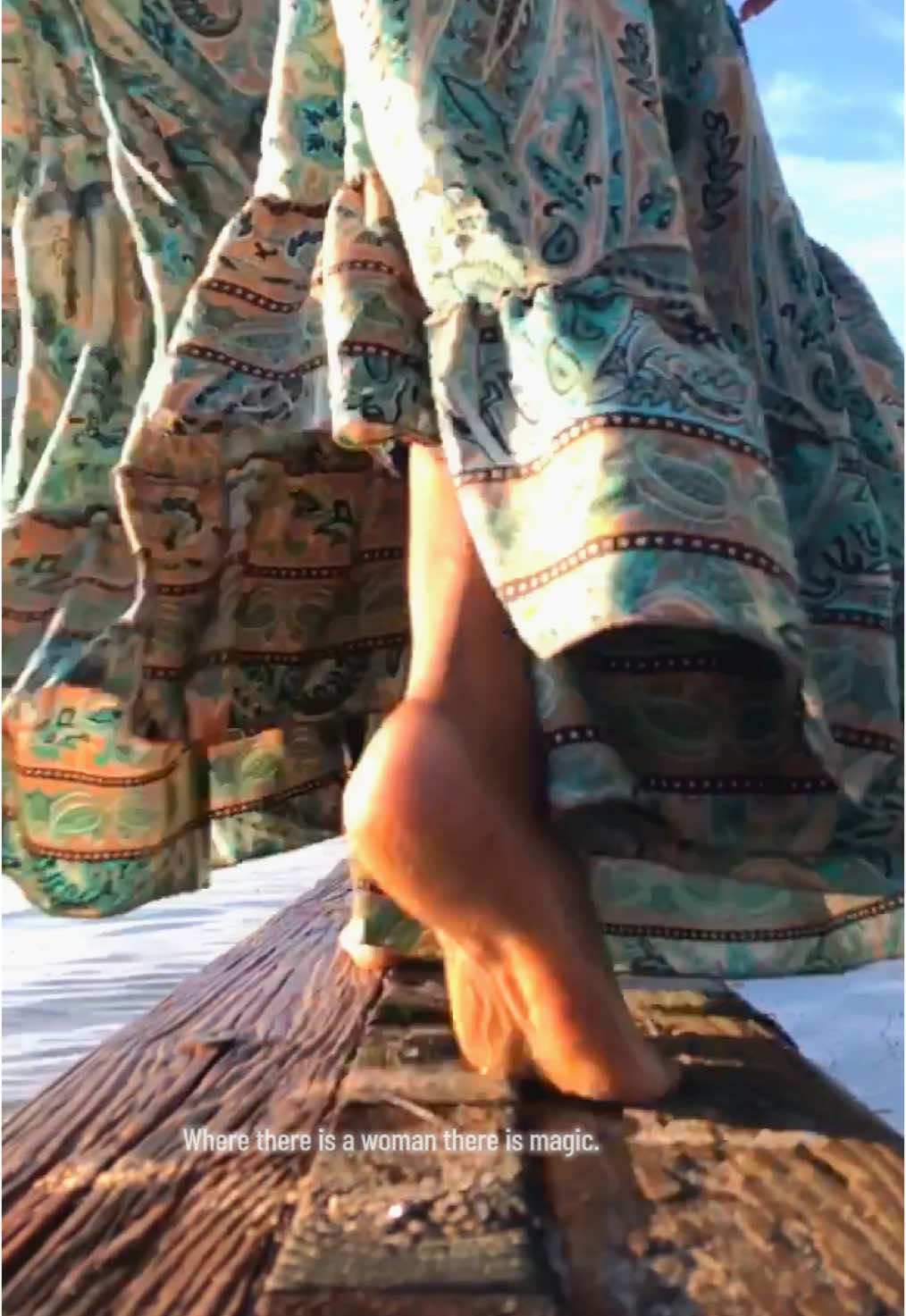 #blackgirlmagic #beach #iamher #softgirl #selfcaretiktok #peaceful #blacklove #thecreative #rnbvibes #cantstandtherain #freelancer 