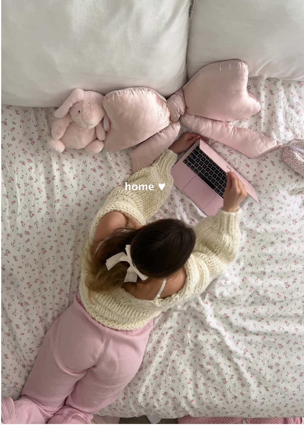 cozy girly vibes only 🎀🍵🌸  My beautiful couch is from @Acanva 🤍 use coupon code 8EYH for 8% off your purchase!  #pinkdecor #acanvahome #pinkcore • #girlyaesthetic • pinterest inspired • girl apartment