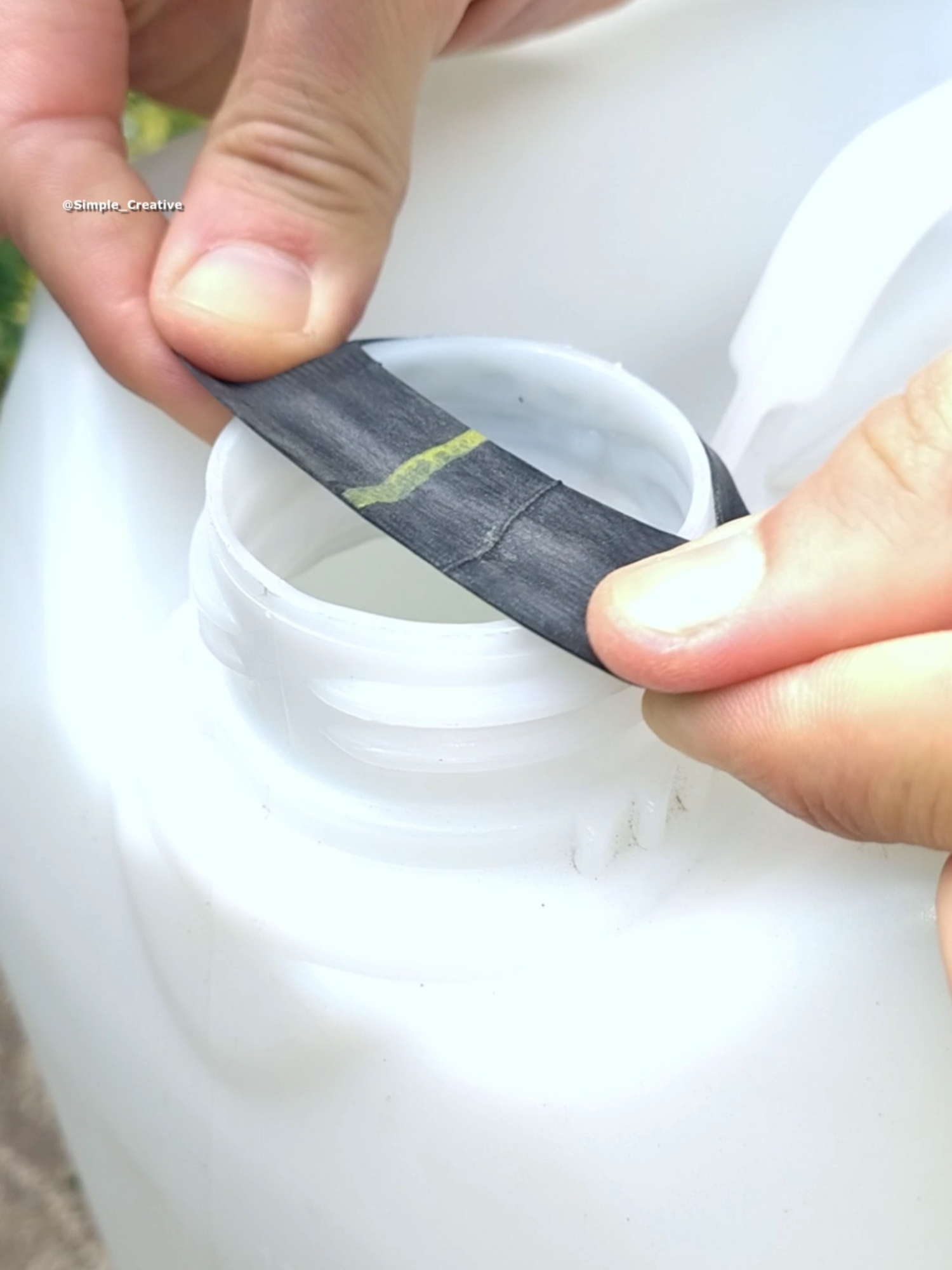 Really practical life hack with a piece of a bicycle tube and a plastic bottle #DIY #tips #tricks #lifehacks