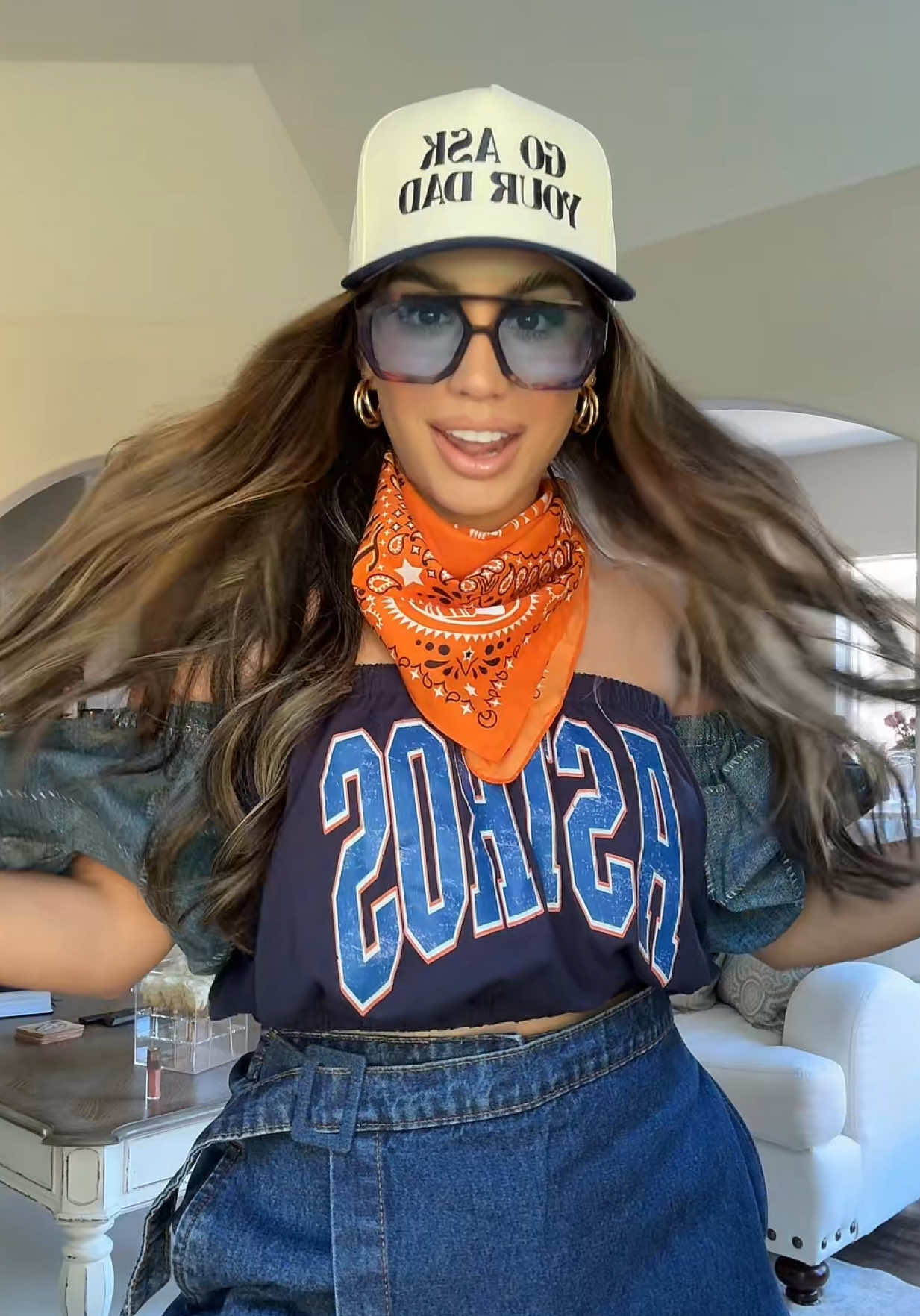 Still happily married! lol #ootdinspo #momsoftiktokover30 #outfit #gameday #houston #fyp #f #baseballmom #sportsmom #sports #baseball #baseballoutfit #sportsoutfit #astros #astrosgame 