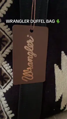 I think I’m in love. #western #westernoutfit #westernfashion #westernwear #westernboutique #wrangler #wranglers #westernwomen #fyp 