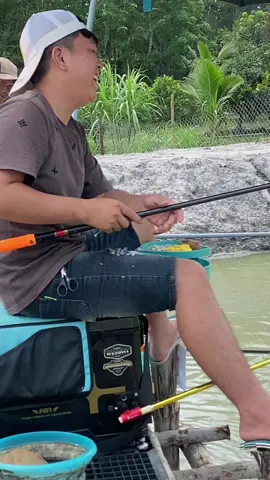 Nhìn phao đố mn biết thằng e câu kiểu gì ?